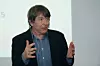 Forsker Helge Ruggvik var en av paneldeltakerne under seminaret om varsling i oljebransjen. Bilde: ATLE ABELSEN