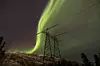 Nordlys over kraftledningen Skillemoen-Skaidi. Men hva skjer under jordskorpa?