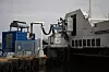 MF Folgefonn lades med induksjon, utviklet av Wärtsilä i Norge. Ladesystem står i en container med batteribank for ikke å overbelaste nettet til Haugaland Nett for mye. Bilde: Tore Stensvold