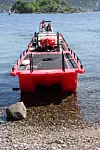 PLAST: Arbeidsbåtene Nordic Seahorse med katamaranskrog er støpt i Italia. De er fleksible og kan brukes til alt fra personelltransport, utstyrsfrakt , oljevern og som flytebrygge. Flere kan kobles sammen - både i lengde- og sideretning.