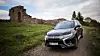En Outlander PHEV i sitt rette element. Suksessmodellen til Mitsubishi kommer nå med lenger elektrisk rekkevidde, mulighet for hurtiglading og smarte løsninger for enda bedre veigrep.