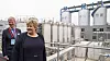 Statsminister Erna Solberg (H) og administrerende direktør i Cambi Per Lillebø under et besøk til et norskeid avløpsrenseanlegg i Beijing 4. juni 2017. Biogassanlegget tar i bruk Cambis teknologi og renser kloakk og slam for omlag 20 millioner innbyggere. Solberg var på offisielt besøk til Kina i forbindelse med gjenopptakelse av politisk og økonomisk samarbeid med Kina. Foto: Heiko Junge / NTB scanpix
