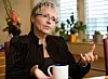 Senterpartileder Liv Signe Navarsete mener miljøorganisasjonene ikke har en konsekvent holdning til naturvern og sier at fornybar energi er viktigere.