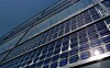BILLIGERE: Solceller integrert i bygningsfasader, som her på Elektrobygget på NTNU, kan bli enda mer aktuelt når SGS begynner å produsere rimeligere silisium for solcellefabrikantene.