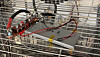 En battericelle fra «generasjon 1,5» under testing av energitetthet.
