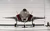 Den amerikanske marinens versjon av jagerflyet F-35 som nå er satt på bakken. Mandag ble det meldt om en ny hendelse med et fly i USA.