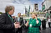 Frederic Hauge i prat med Erna Solberg under åpningen av CO2-fangstanlegget til Heidelberg Materials i Brevik tidligere i sommer. Foto: Arash A. Nejad