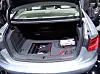 Det vesle 1,3 kWh litiumionebatteriet er plassert i bagasjerommet på Audi A6 hybrid.