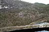 Fjellet over fylkesvei 42 nord for Bjørkåstunnelen skal sikres mot skred i løpet av våren 2025.