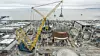 En 245 tonn tung kuppel løftes på plass på en av to reaktorer på Hinkley Point C.