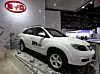 S6DM er den nye ladbare hybriden fra kinesiske BYD. Planen er å lansere den neste år. Den Lexus-lignende SUV-en er utstyrt med to små 10 kW-elmotorer på framhjulene, én 75 kW elmotor på bakhjulene i tillegg til en toliters bensinmotor. Rekkevidden på kun strøm er 60 kilometer og 500 kilometer i hybridmodus. Det er fire kjøremodi: kun batteridrift (med elmotoren som driver bakhjulene) og tre ulike hybridsammensetninger der bensinmotoren i varierende grad er koblet til drivlinja eller til elmotorene som lader batteripakken.