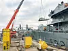 Rakettutskytningsrampe for NSM-missiler ble i begynnelsen av 2023 installert i den britiske fregatten HMS «Somerset». Her løftes en slik rampe om bord i skipet i slutten av januar 2023. Foto: Royal Navy