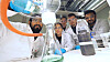 Fra laboratoriet: Postdoktor Sulalit Bandyopadhyay, utvekslingsstudent Andreas Stoffel fra IAESTE og RMIT University, Melbourne, og masterstudentene José Paulino Peris Sastre, Neshat Zahraie og Zeeshan Ali.
