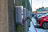 Produksjonen av en elbil gir utslipp på mellom 8 og 12 tonn CO₂-ekvivalenter i atmosfæren.