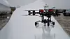 Force Technologys nyutviklede drone lander av seg selv på en vindmøllevinge, og kjører fram og tilbake mens den skanner det indre av vingens med ultralyd.