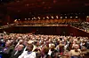 FULLT HUS: Rundt 1000 deltakere, de fleste fra næringslivet, hadde tatt turen for å høre Armstrong og de andre foredragsholderne på seminaret 'Grenseløse mål'.