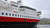 Hurtigruteskipet MS Richard With er modernisert og fått nye motorer, batteripakker, nu bulb og thruster ved Myklebust Verft. Skipet kom til verftet i februar og overlevert tidlig i august.