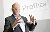 Stein Andrè Haugerud, direktør i Proffice, sier at årets undersøkelse viser en oppmykning i lederstilen blant norske ledere.