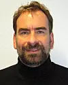 Professor Joachim Reuder ved UiB har samlet værdata med mikrofly i 10 år. Foto: UiB
