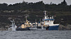 Arbeid med den havarerte fregatten Helge Ingstad fredag formiddag i Hjeltefjorden utenfor Bergen.
