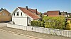 Sarpsborg ligger en drøy time med bil fra Oslo. Selv om boligprisene i byen er stigende, kan de ikke sammenlignes med prisene i Oslo-området.