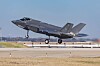 Her tar Finlands første F-35A-fly av for første gang.