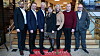 Fire kystfylker og KS krever at regjeringen betaler mer for omleggingen til mer miljøvennlig fergedrift. Fra venstre:, Bent-Joachim Bentzen (Sp), fylkesråd for samferdsel i Nordland, Tomas Norvoll (Ap), fylkesrådsleder i Nordland, Jon Askeland (Sp), fylkesordfører i Vestland, Gunn Marit Helgesen, styreleder i KS, Tove-Lise Torve (Ap), fylkesordfører i Møre og Romsdal, Bjørn Inge Mo (Ap), fylkesrådsleder i Troms og Finnmark, og fylkesvaraordfører i Møre og Romsdal Per Vidar Kjølmoen (Ap).