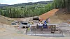 Arbeidet med ny E16 sør for Jevnaker er godt i gang. Det trengs støyskjerming etter hvert.