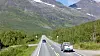 E8 gjennom Lavangsdalen går gjennom spektakulære omgivelser.