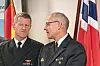 Sjef for den tyske marinen, viseadmiral Jan Christian Kaack til høyre, i samtale med Sjøforsvarssjef Oliver Berdal. Foto: Marius Valle