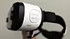 Har du en Samsung S6 kan du dykke inn i en virtuell verden for et par tusenlapper med Gear VR Innovator Edition for S6. Foto: Eirik Urke.