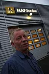 OGSÅ JAPANSKE MERKER: Senterleder Harry Hagen ved NAF testestasjon på Mastemyr utenfor Oslo sier at noen av de japanske bilmerkene har like tidlig forstillingsslitasje som de europeiske merkene.