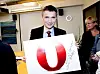 OSLO 20100215. Statsminister Jens Stoltenberg i Opera Software mandag. Besøket er innledningen til lanseringen av prosjektet 'Samarbeid for arbeid' og lansering av nettstedet www.samarbeidforarbeid.no. Foto: Gorm Kallestad / Scanpix