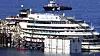 Costa Concordia ble hevet etter at det forliste ved øya Giglia utenfor Italia i 2012.