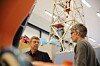 I front: Instituttleder Rein Terje Thorstensen (t.v) ved Institutt for ingeniørvitenskap og postdoktor Knut Berg Kaldestad jobber begge for at Sørlandet skal forbli verdensledende på teknologifronten.