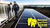 Selvforsynt med energi? Solceller og solfangere på taket, gråvannsgjenvinning i dusjen og peis-oppvarming av husets vannbårne system. Familien Marken-Mjølnerød flyttet inn i det splitter nye passivhuset i april i 2015. Om få måneder vet de om huset produserer mer energi enn de forbruker i løpet av et år.