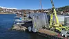Skroget til M/S Fob Swath 8 ble bygget opp ned inne i hall og måtte ut på kai for å snus før arbeidet med utrustning og innredning kunne fortsette innendørs.