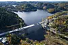Hallevannetbrua er prosjektets lengste med sine 436 meter, endene møtes over vannet i mars 2016.