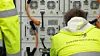 – Batterisystemene må kunne levere effekten på under ett sekund, forteller Ulrik Rør.
