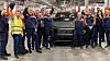 Ansatte ved Volvo Torslanda med en tidlig utgave av av modellen EX60.