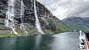 Havila Castor på vei inn Geirangerfjorden, på det som er den aller første utslippsfrie kystruteseilasen i fjorden.