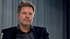 Robert Habeck, Tysklands visekansler, og klima- og næringsminister besøker i dag NHOs årskonferanse i Oslo. I sin tale tok han selvkritikk på Tysklands vegne.