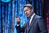 Energiminister Terje Aasland er klar på at regjeringen ikke går av på energipakkesaken.