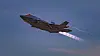 De fire første F-35A-flyene ble fløyet fra Lockheed Martin-fabrikken i Fort Worth til Skrydstrup flystasjon 12. september og landet på dansk jord to dager senere etter ei mellomlanding på Azorene.