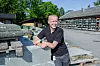 Avdelingsdirektør Rune Langås leder Bygghytta, som henter noen titalls kubikkmeter kleberstein fra Målselv i Troms hvert år. Foto: Bjørn Olav Amundsen