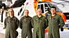 Dette er besetningen som flyr Sea King 073 fra Rygge til Bodø. Fra venstre: kaptein Nils Eldby, oberstløytnant Svein Tore Pettersen, kaptein Anders Rossing og major Henry Ingilæ. Når de lander, er den luftoperative karrieren over for både folk og maskin.