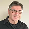 Eddy Bøgh Brixen har jobbet med akustikk i mer enn 40 år. Foto: Eddy Bøgh Brixen
