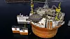 Goliat skal lastes av Dockwise Vanguard i fjorden utenfor Hammerfest etter påske. Her fra lasteoperasjonen i Korea.