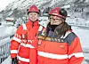 Byggeleder Kjersti Skog og kontrollingeniør Vegar Bjørnbakk fikk nok av utfordringer å bryne seg på under byggingen av brua over kommunegrensa mellom Sortland og Hadsel i Vesterålen. Foto: Erik Jenssen
