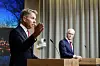 Regjeringen og energiminister Terje Aasland kommer med pengedryss til norske kommuner.